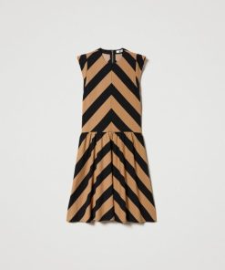 Sageandstitch.shop0d2ae12f95 2