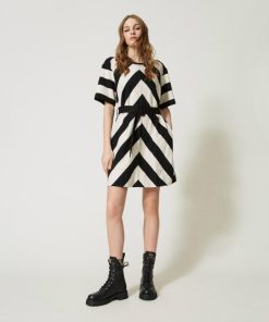 Sageandstitch.shop359ab55a34 1