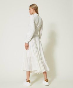 Sageandstitch.shop38789338a5 4