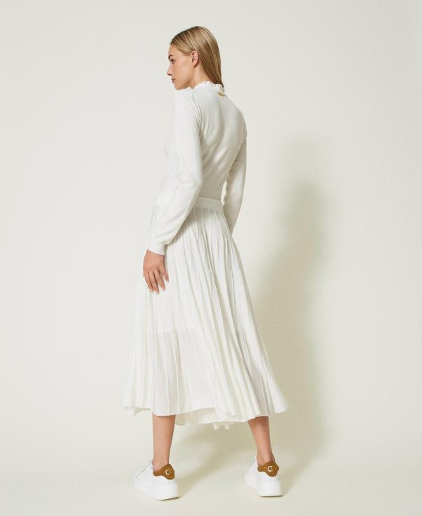 Sageandstitch.shop38789338a5 4