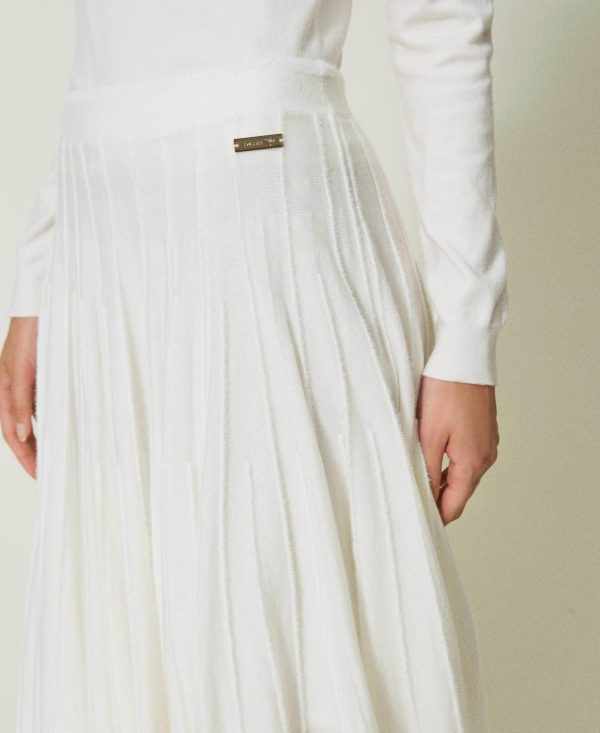 Sageandstitch.shop38789338a5 5