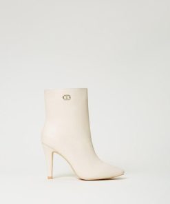 Sageandstitch.shop55242be749 1