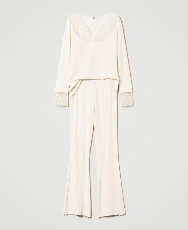 Sageandstitch.shop6048a32022 5