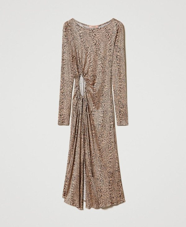 Sageandstitch.shop68b2565665 2